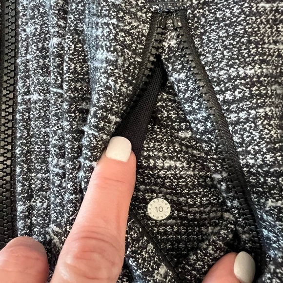 Lululemon Funnel Neck Full Zip Jacket - Picture 6 of 6